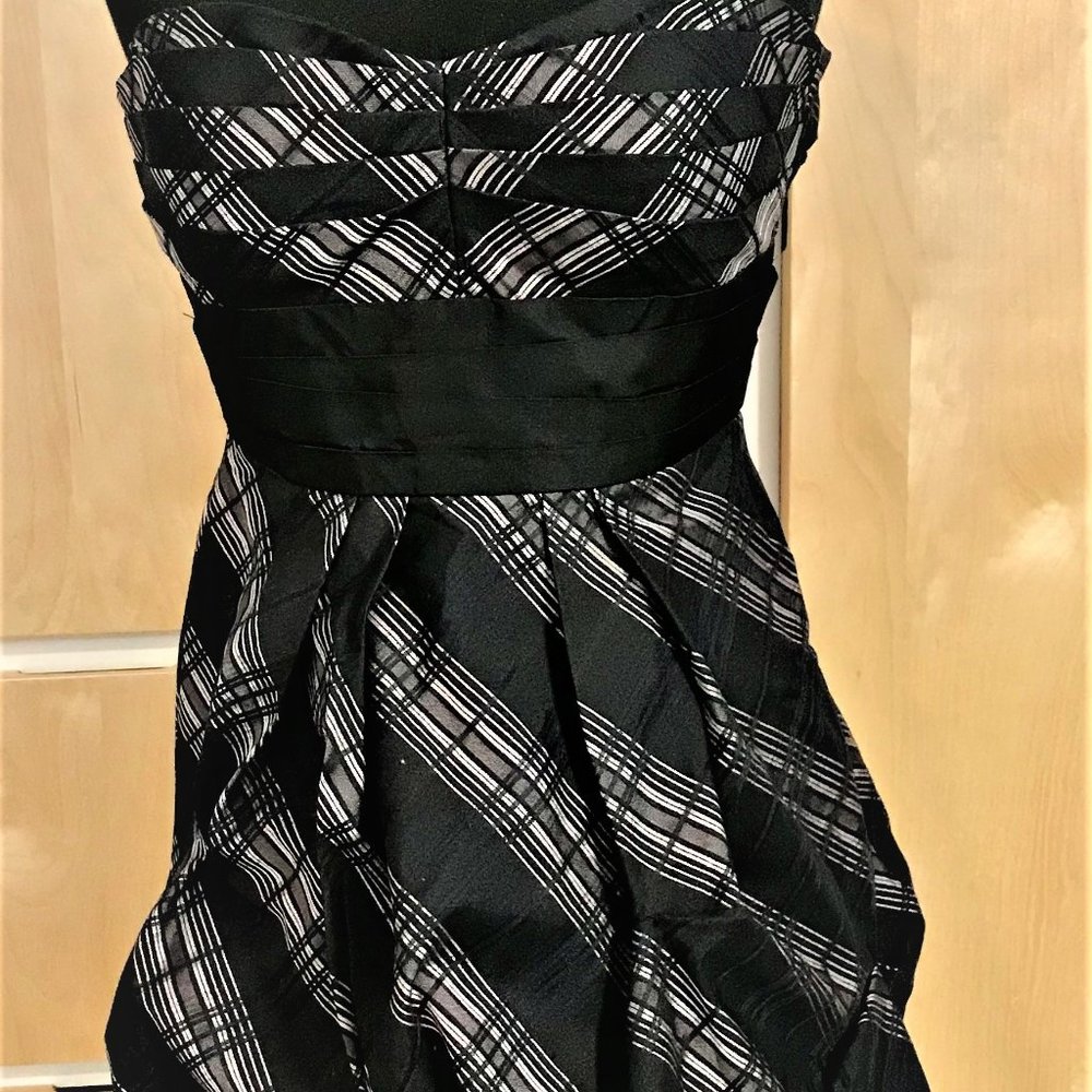 BCBGMAXAZRIA Mini Cocktail Dress